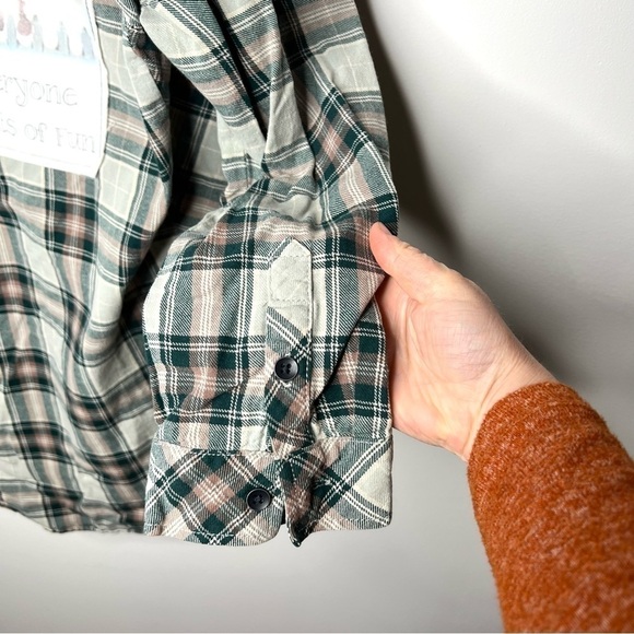 Wild Blue Sadie Robertson Green Plaid Back Patch Upcycled Christmas Shacket XL - Picture 11 of 14